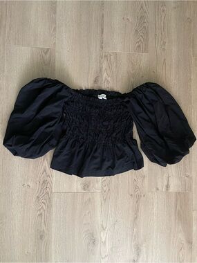 Dee Dee Black Off-Shoulder Smocked Peplum Top with Puff Sleeves (M)